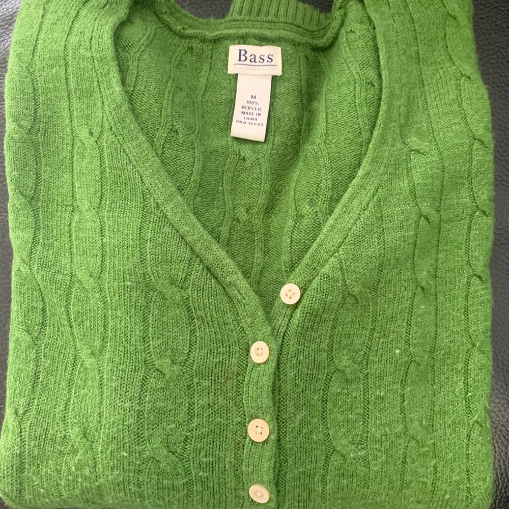 Bass Green Sweater Gorgeous for Christmas 🎄